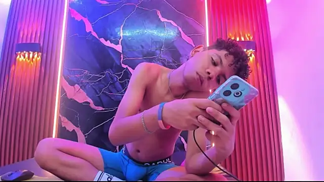 Amers_bigcock webcam