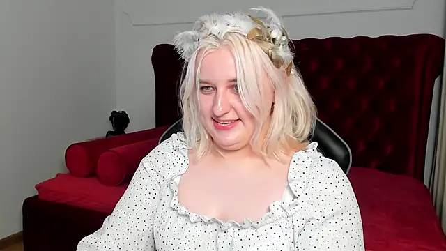 LioraArdyn webcam