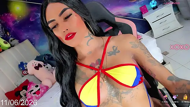Nella_Dolls webcam