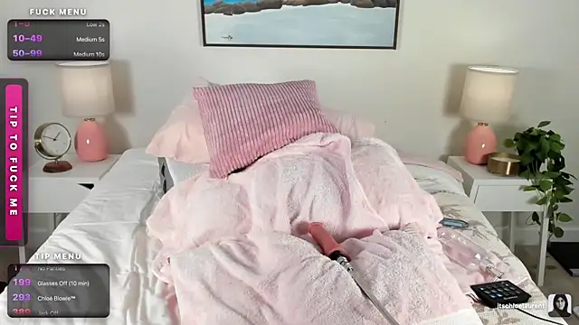 itschloelaurent webcam