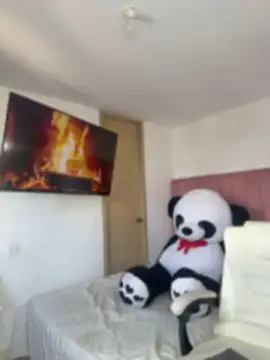 Janettcruz webcam