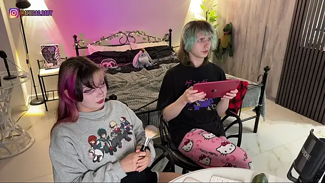 h3ntai_baby (Ask my age) - blowjob