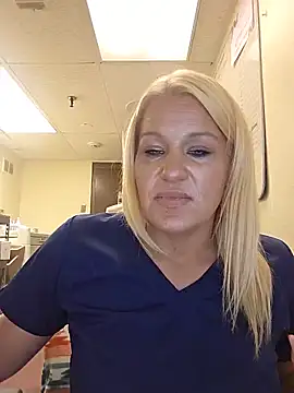 Watch LadyB07 live on EroticFlix - High definition streams