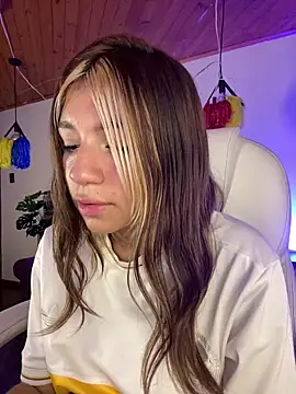 Isabella18_pink webcam
