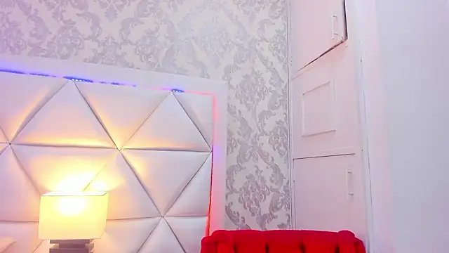 HollyOlson webcam