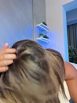 Watch KirstieVegas live on EroticFlix - High definition streams