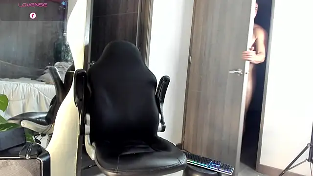 Dimitri_Bass webcam