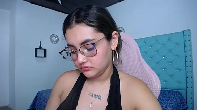 kathe-mills235 - Kathe-mills235's free webcam - UK Sex Cams