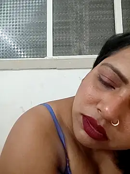 Watch Indian_AngelPriyanka123 live on EroticFlix - High definition streams