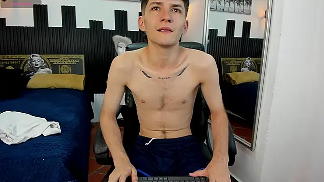 trevor_mob live cam on StripChat