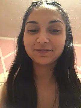 Watch amira1348 live on EroticFlix - High definition streams
