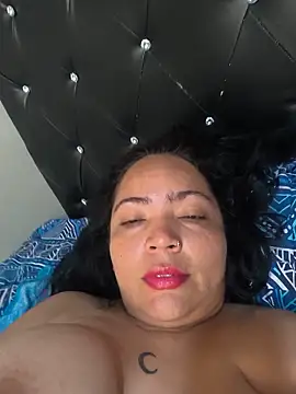 Watch NIKOLE1301 live on EroticFlix - High definition streams