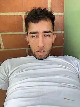 liam_bronw webcam