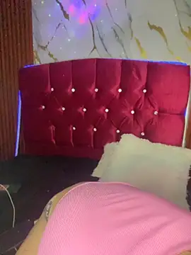 Watch noah_ec live on EroticFlix - High definition streams