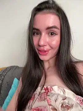 Watch SofiaLaLight live on EroticFlix - High definition streams