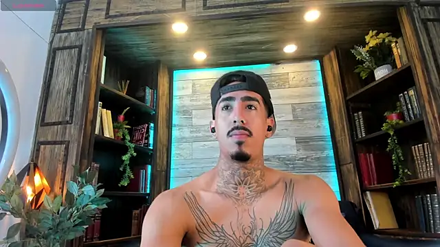 Donovan_Desmond webcam