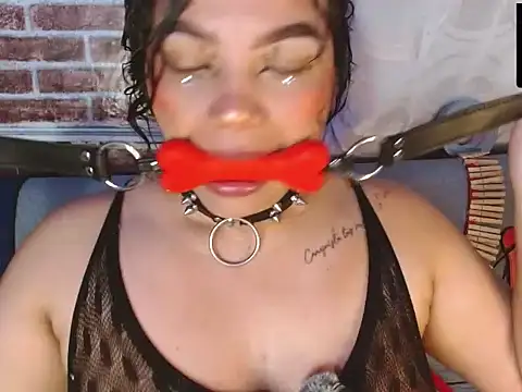 emma_bdsm_