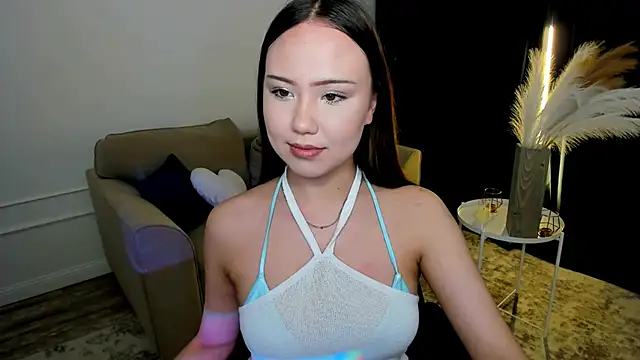 GlowMe live cam on StripChat
