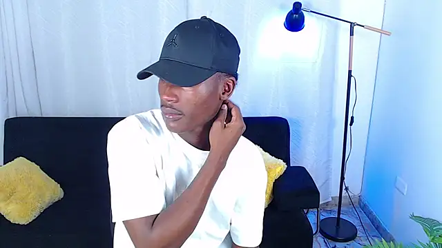 alexaandro18 (M twink) - Big Cumshow BBC 💦💦💦or cum pvt 250