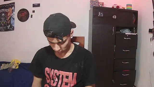 Fenix_hardcock live cam on StripChat