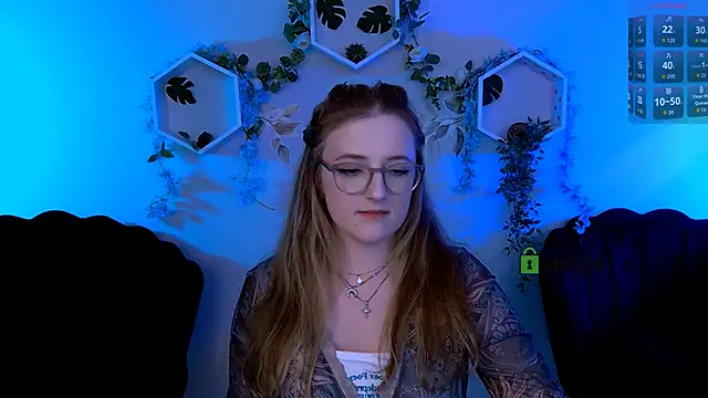 luna_berryy webcam