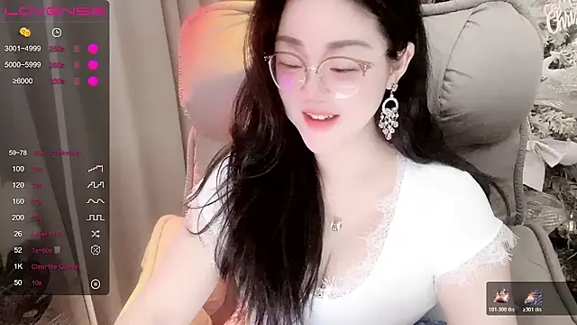 Monica-666888- webcam