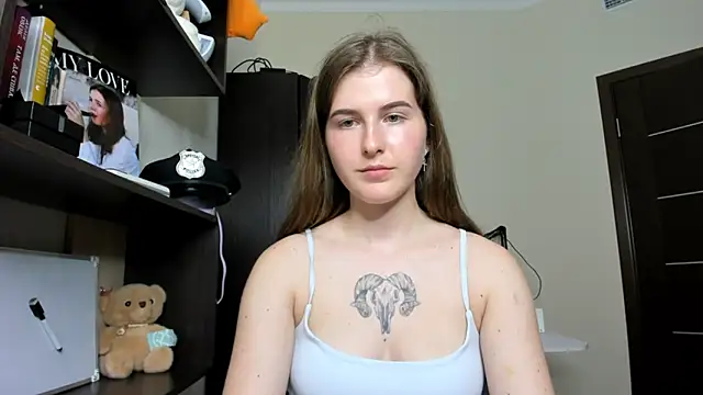 OhMyAlice live cam on StripChat