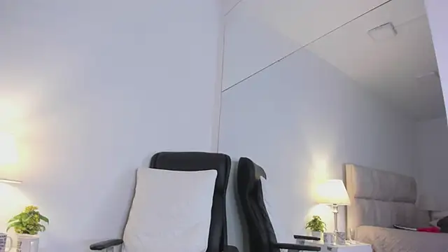 Chriss_Diamond webcam