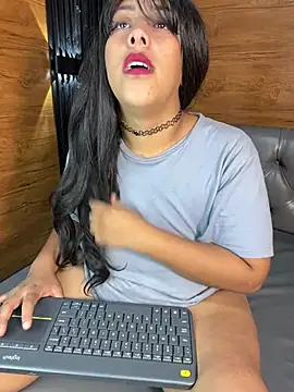 Alexia_Lerner live cam on StripChat