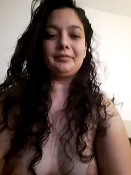 Fruzsina26 webcam