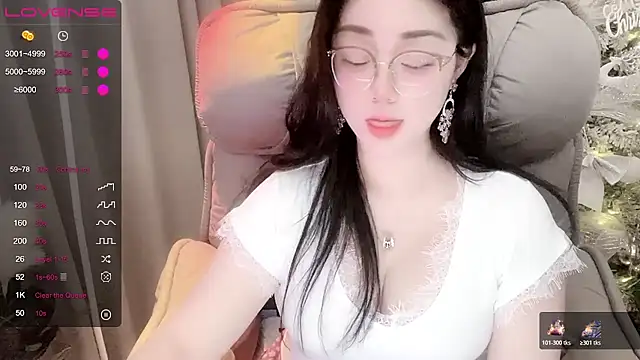 Monica-666888- webcam