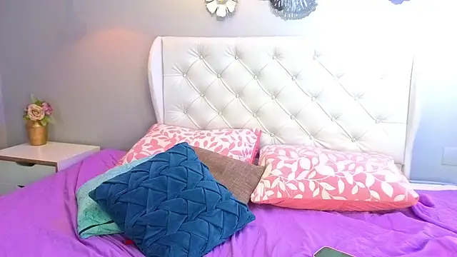 blush_bloom webcam