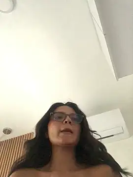Gia_Mazzon webcam
