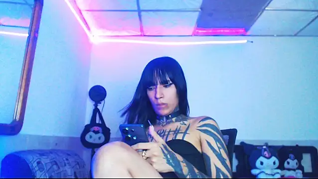 jazmin_wolf webcam