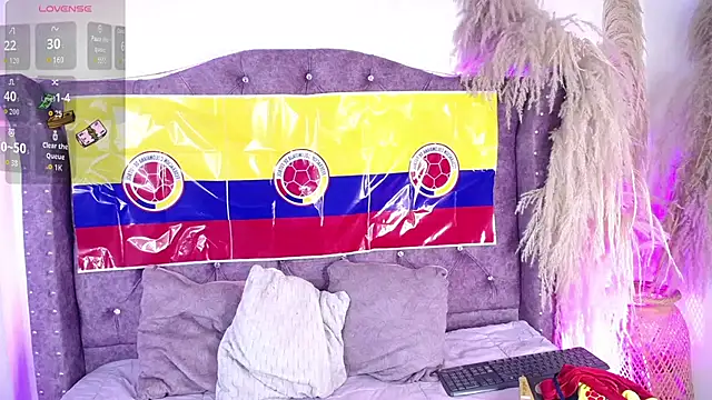 Violet_Collins1 webcam