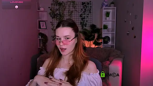 angie_foxy1 webcam