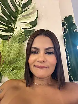 Irina_Velvett webcam