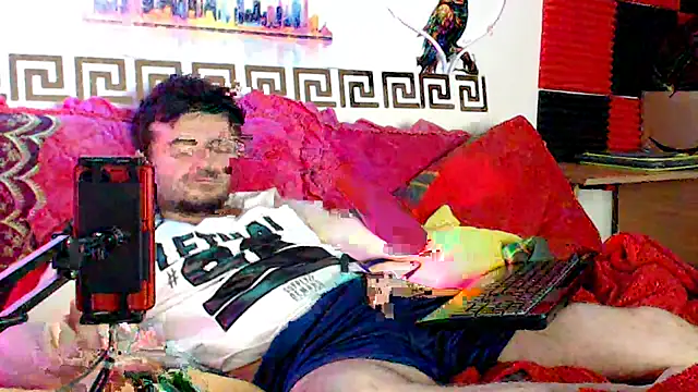 KingOfSinRO69 webcam