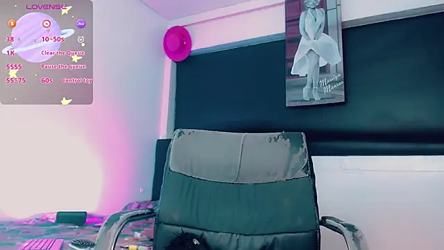 Kendall_hornyy webcam