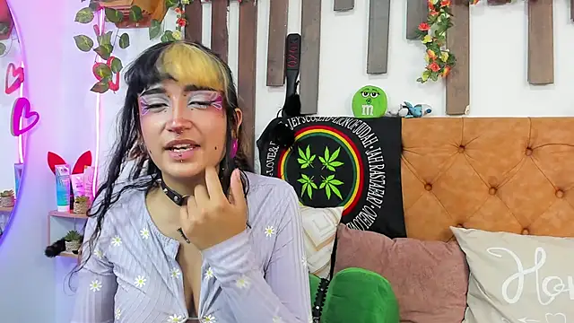 MeowMota_ webcam