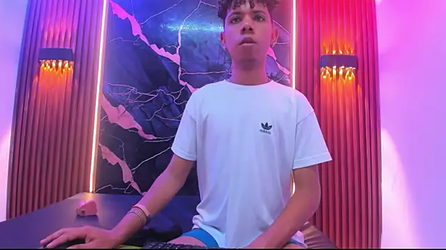 Amers_bigcock webcam