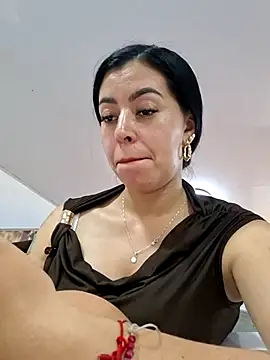 Luianna live sex cam