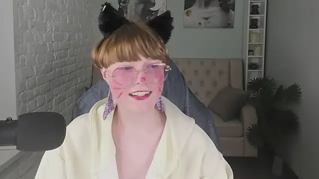 AuroraGlo live sex cam