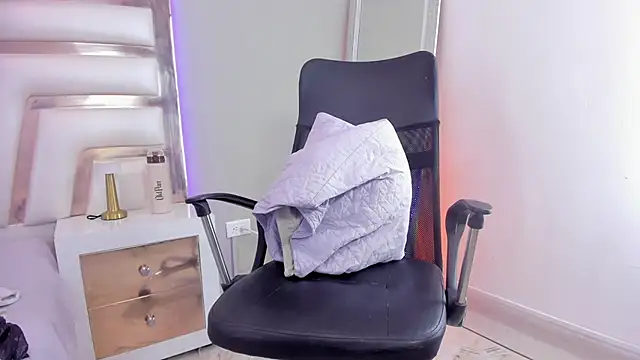 Aisharhodes00 webcam