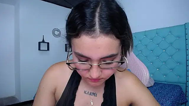 kathe-mills235 webcam