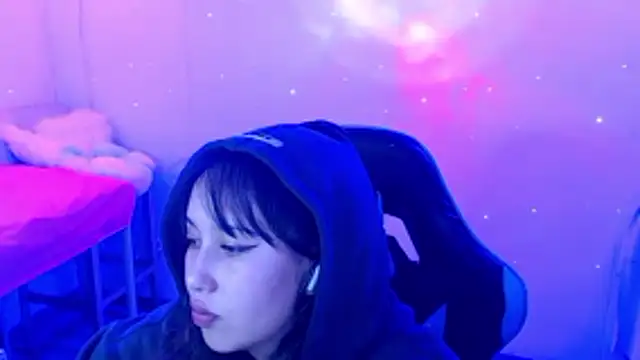 Skarlet_Adams28 webcam