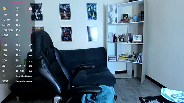 Ravenelle_ webcam