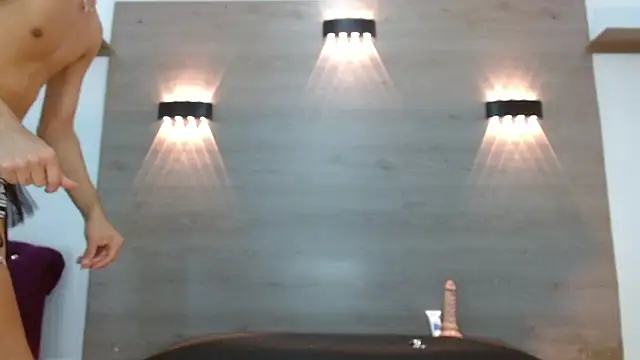 Logaanhotts live sex cam