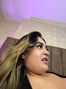 Antonella_Julieta webcam