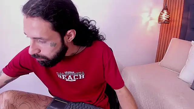 Hisoka_011 webcam